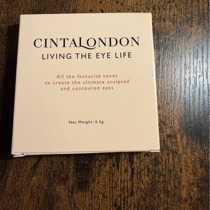 Cinta London Eye Shadow Palette